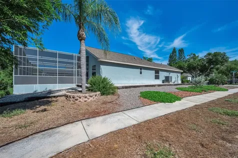 802 Anchors Way Tarpon Springs FL 34689