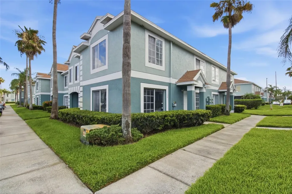 1328 Twilridge Place Brandon FL 33511