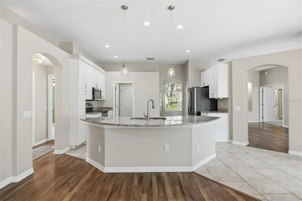 7208 Yardley Way Tampa FL 33647