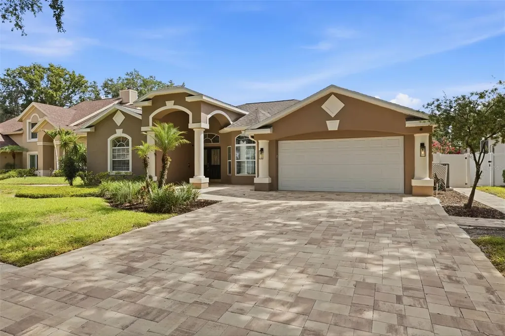 7208 Yardley Way Tampa FL 33647