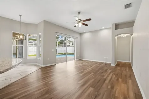 7208 Yardley Way Tampa FL 33647