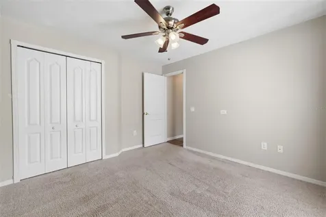 7208 Yardley Way Tampa FL 33647