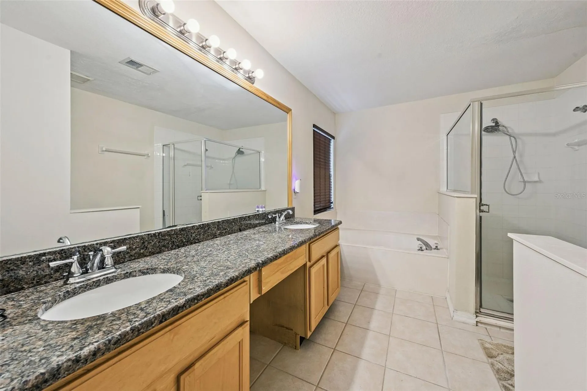 726 Oxford Drive Davenport FL 33897