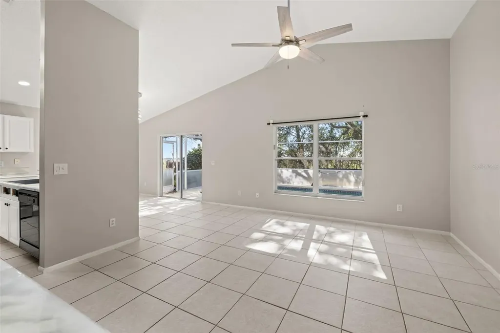 551 Castlemain Circle Davenport FL 33897
