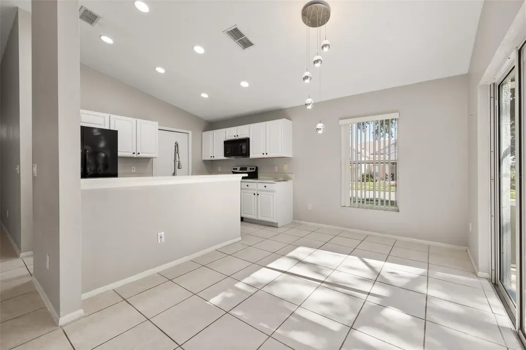 551 Castlemain Circle Davenport FL 33897