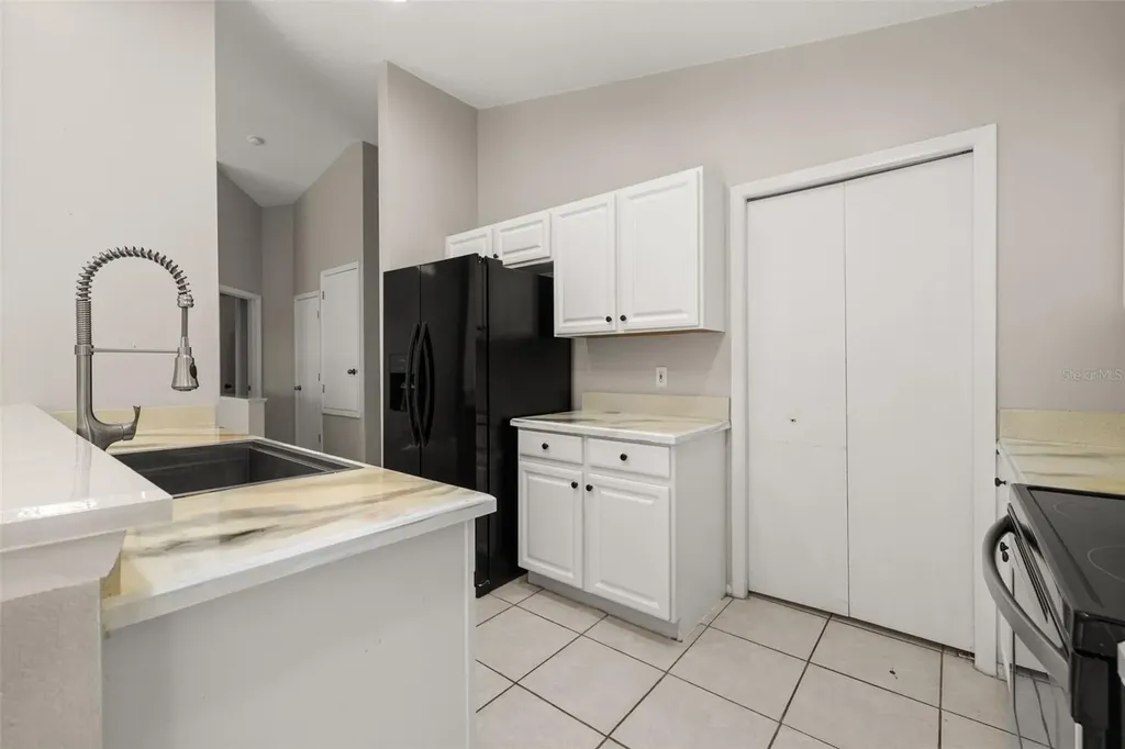 551 Castlemain Circle Davenport FL 33897