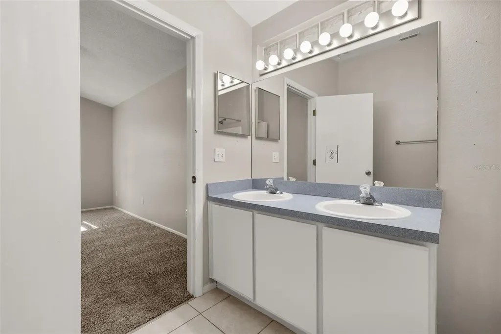 551 Castlemain Circle Davenport FL 33897