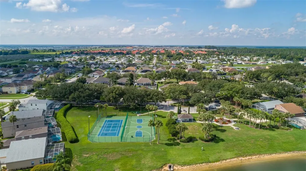 551 Castlemain Circle Davenport FL 33897