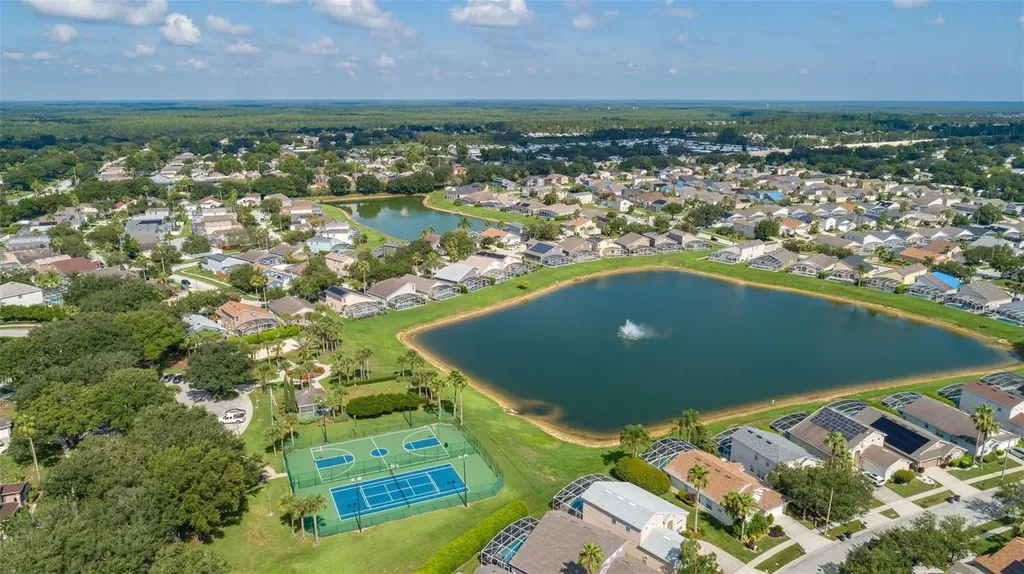 551 Castlemain Circle Davenport FL 33897