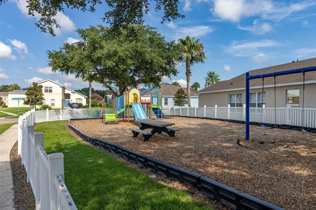 551 Castlemain Circle Davenport FL 33897