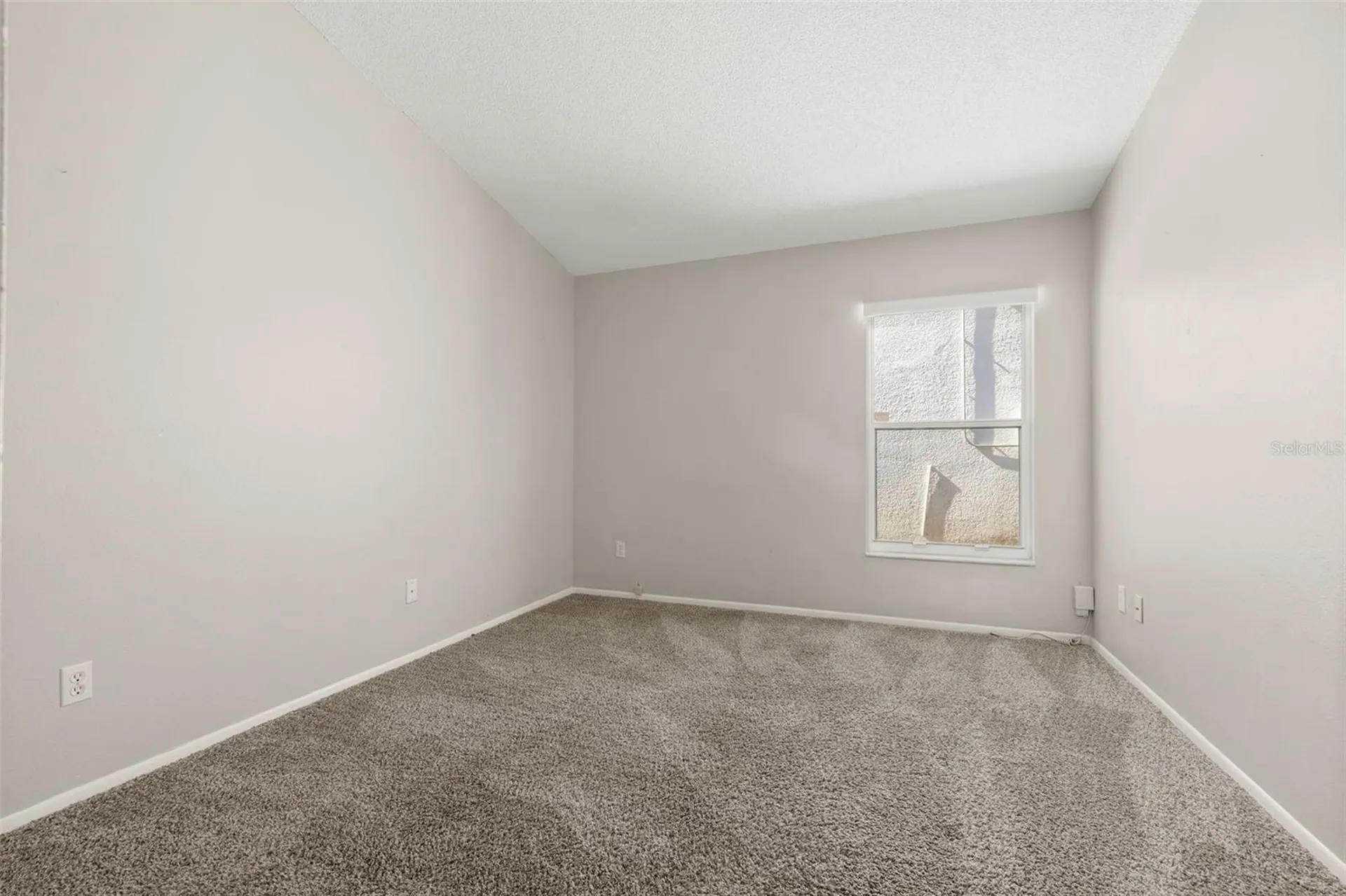551 Castlemain Circle Davenport FL 33897
