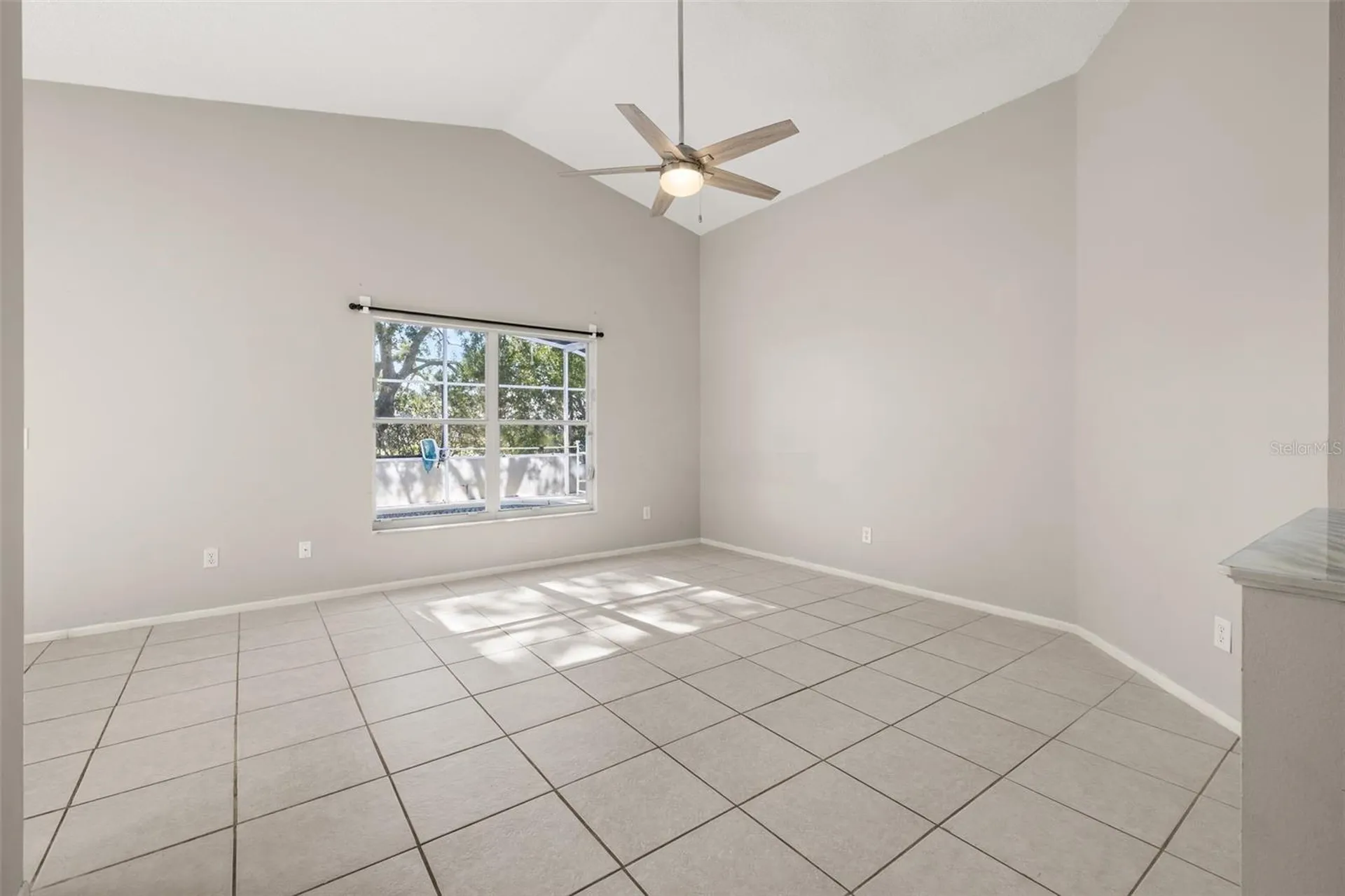 551 Castlemain Circle Davenport FL 33897