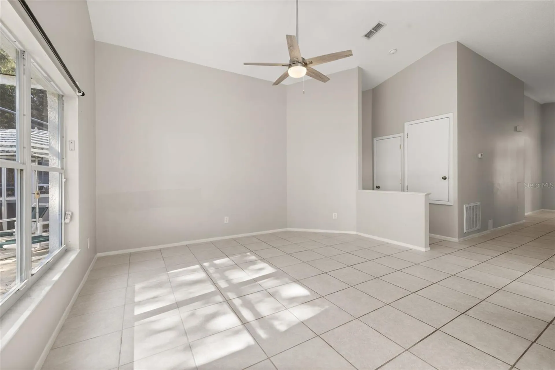 551 Castlemain Circle Davenport FL 33897