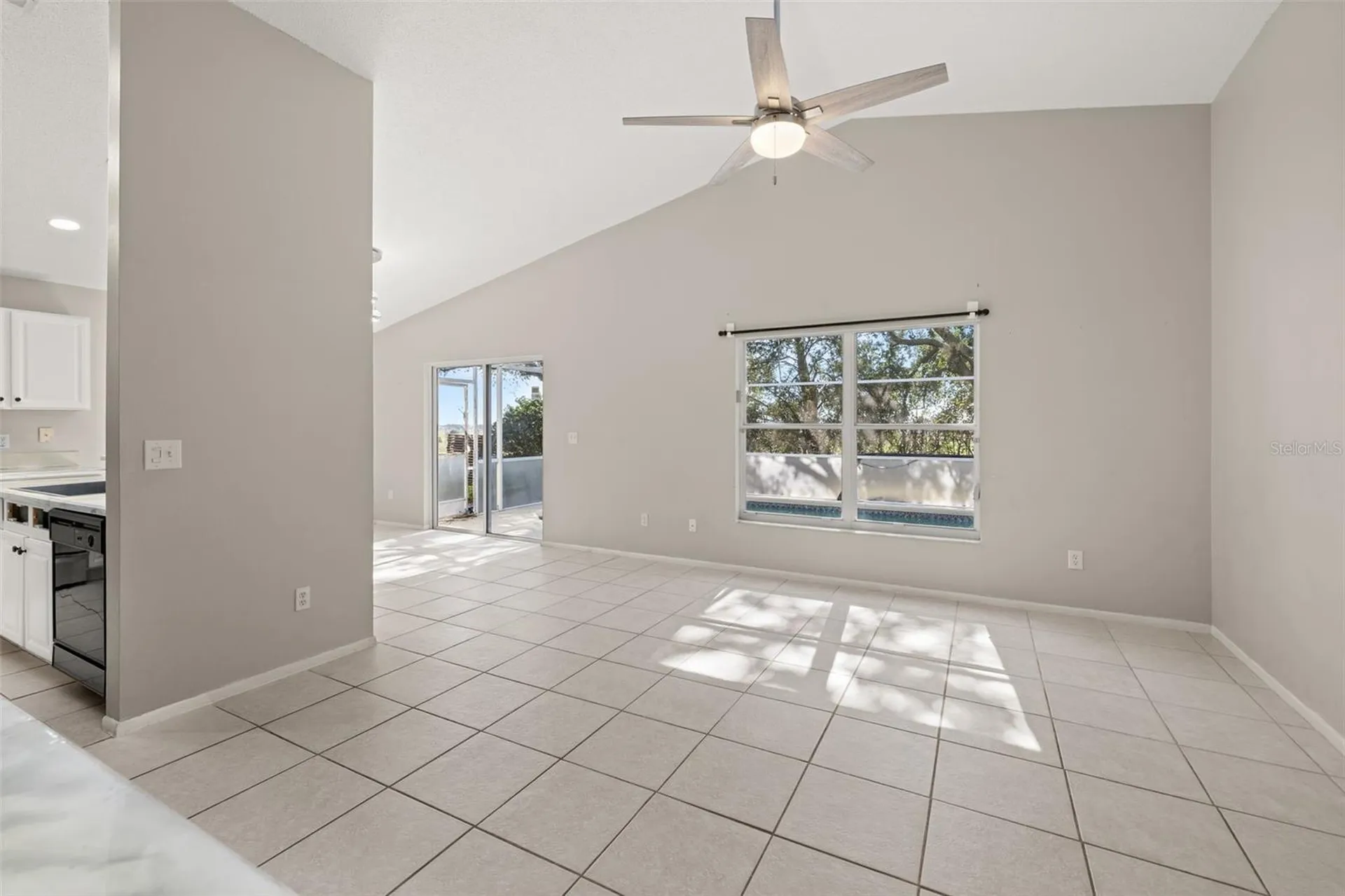 551 Castlemain Circle Davenport FL 33897