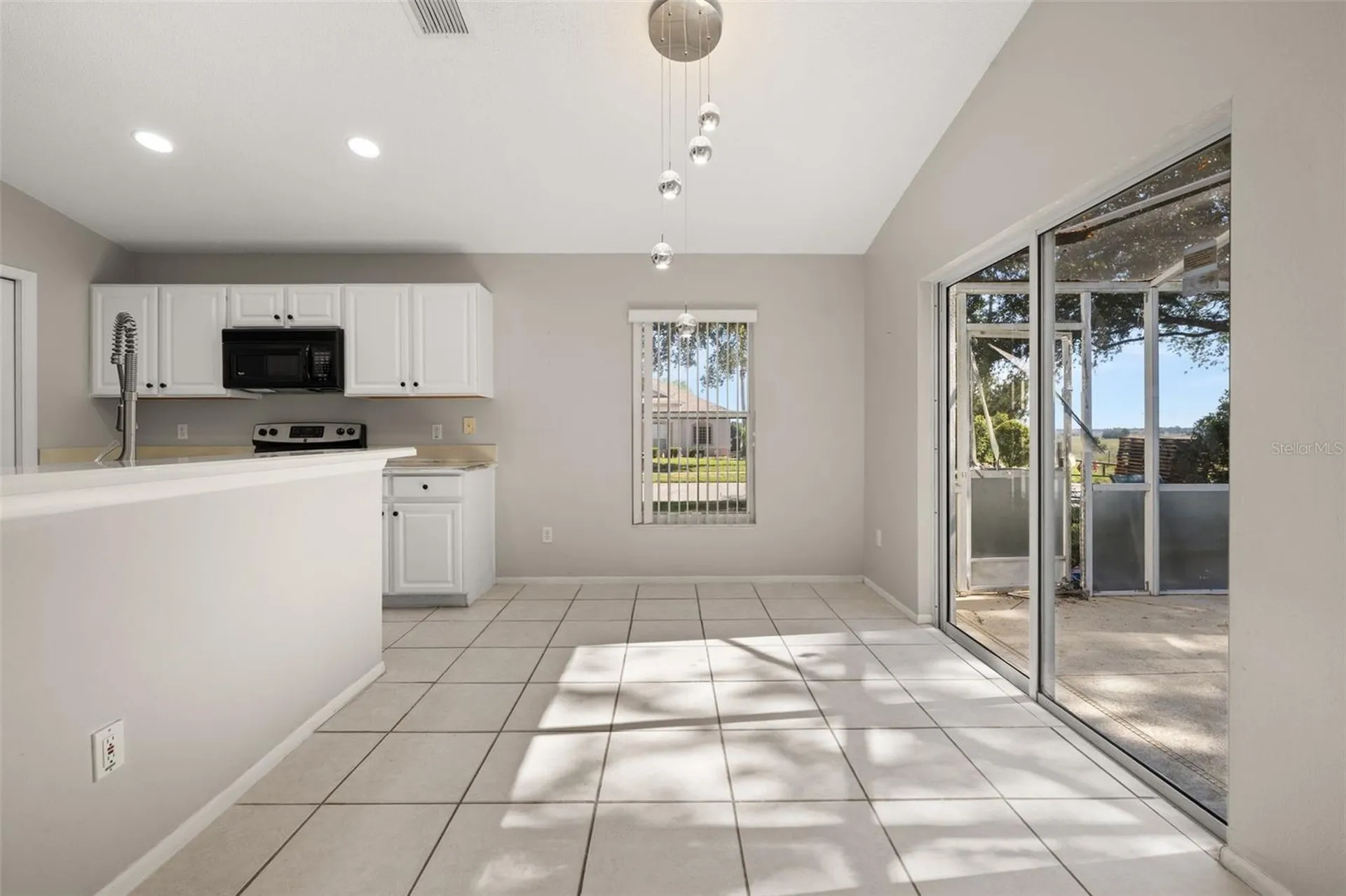 551 Castlemain Circle Davenport FL 33897