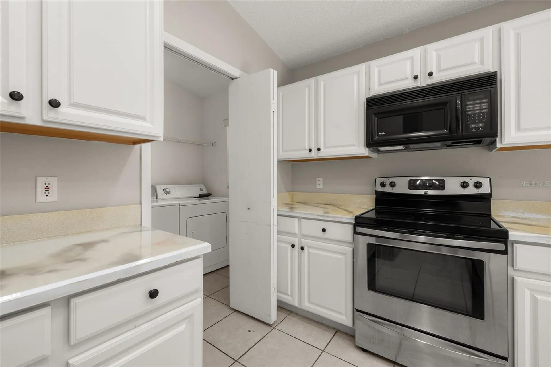 551 Castlemain Circle Davenport FL 33897