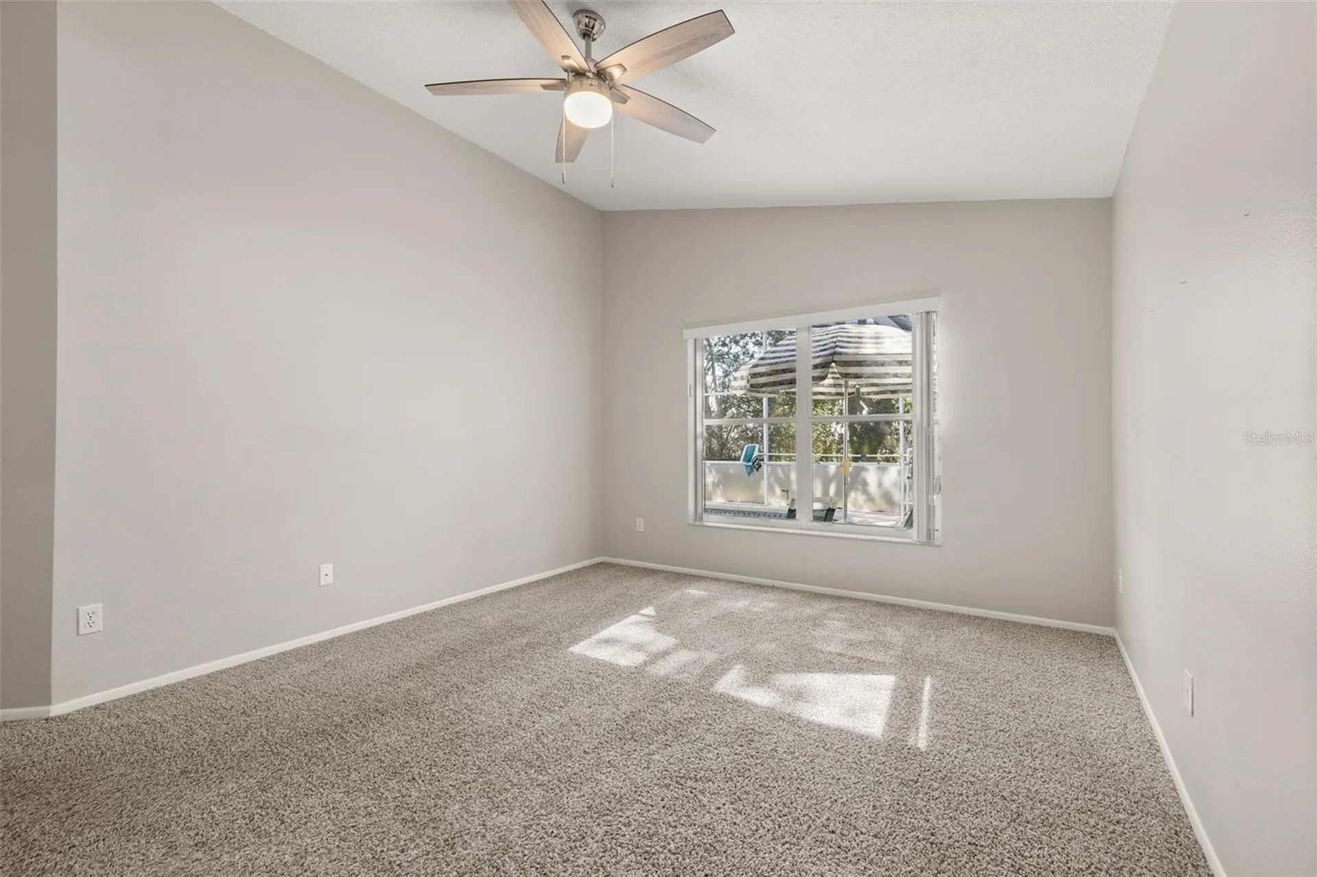 551 Castlemain Circle Davenport FL 33897