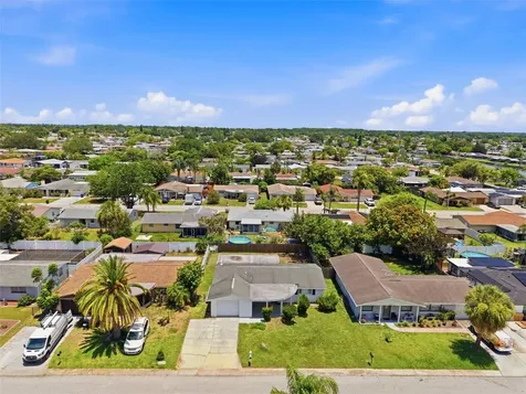 3535 Garfield Drive Holiday FL 34691