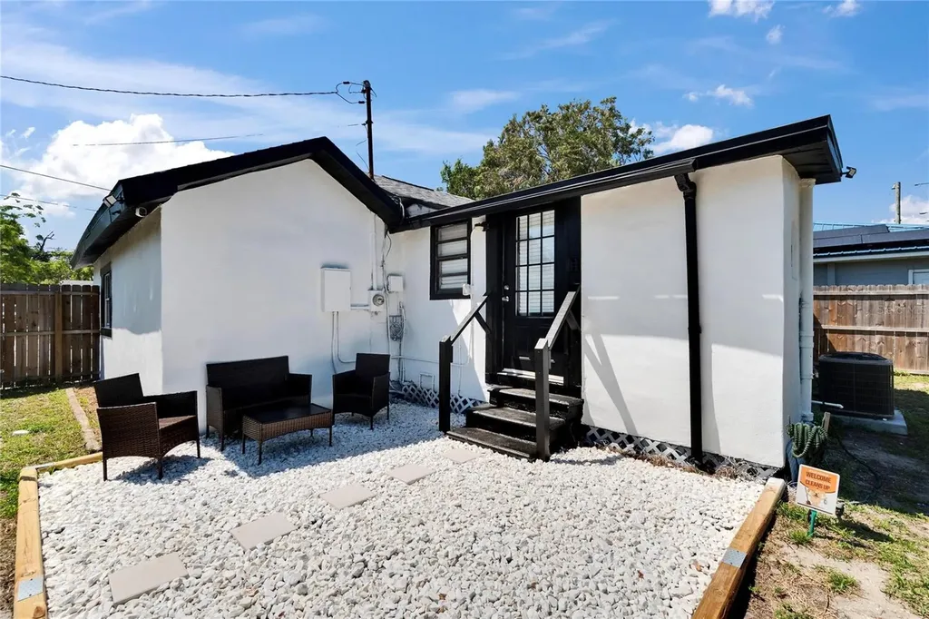 1138 Howard Street Clearwater FL 33756