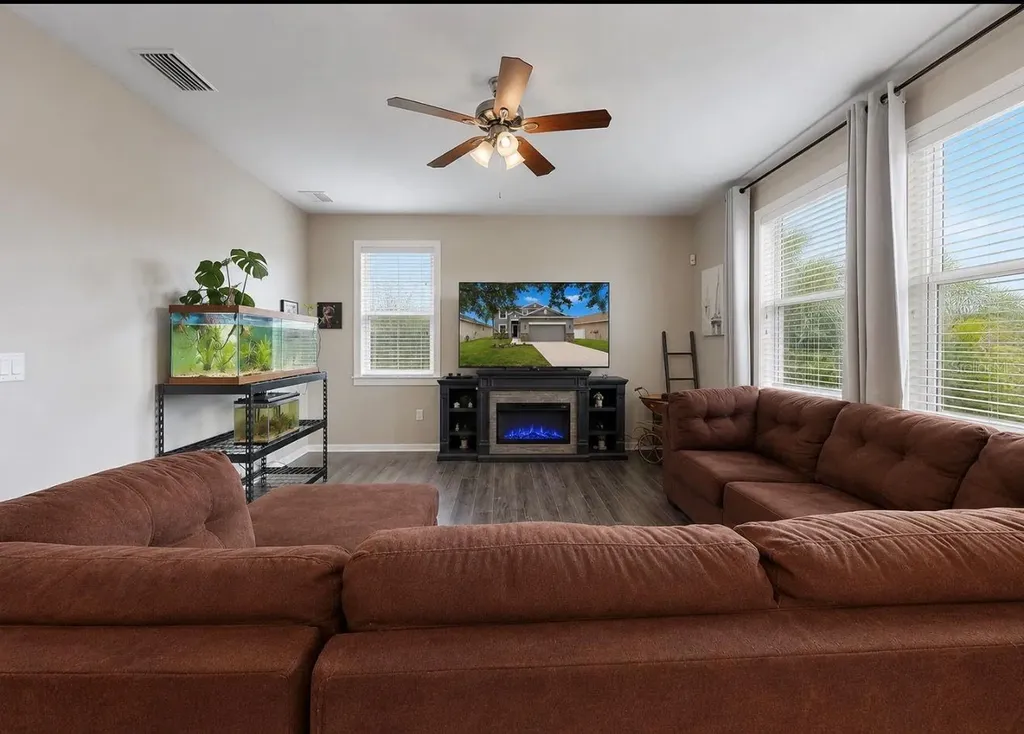 509 Powder View Drive Ruskin FL 33570
