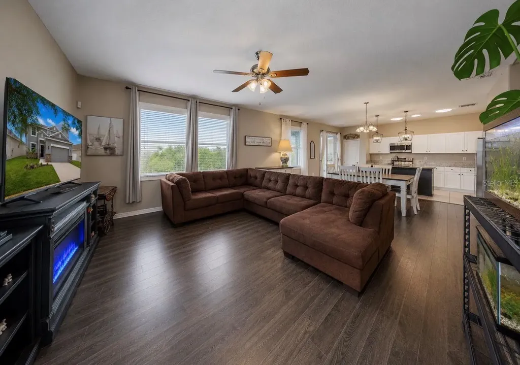 509 Powder View Drive Ruskin FL 33570