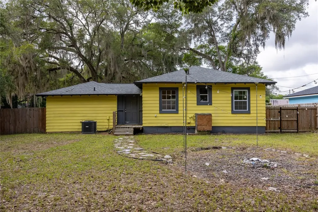 1334 NE 1st Avenue Gainesville FL 32641