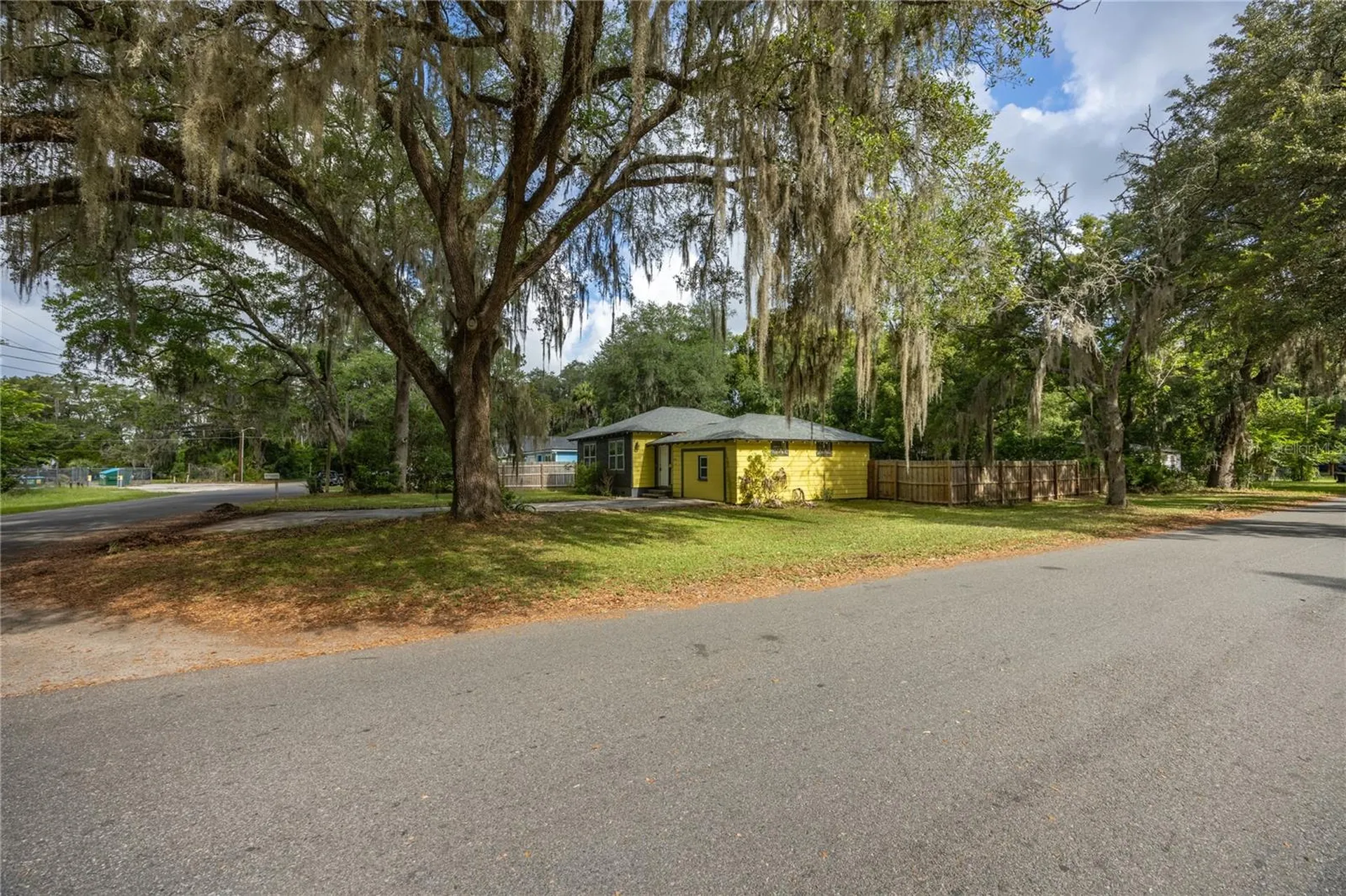 1334 NE 1st Avenue Gainesville FL 32641