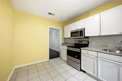 1334 NE 1st Avenue Gainesville FL 32641
