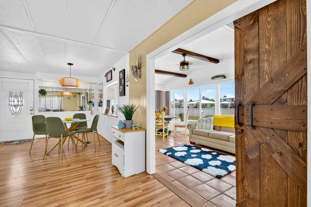 2107 Palma Sola Boulevard Bradenton FL 34209