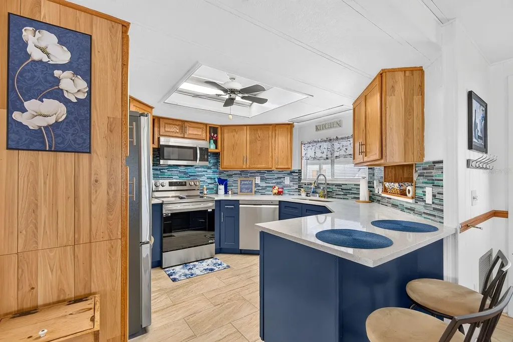 2107 Palma Sola Boulevard Bradenton FL 34209