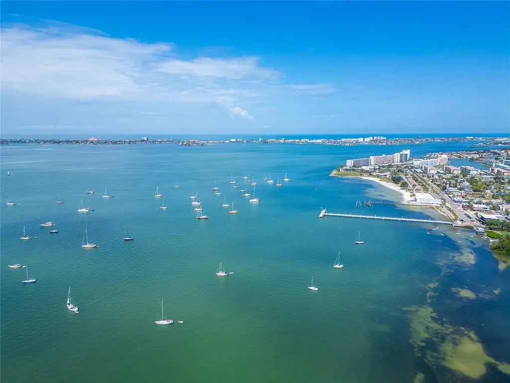 4810 Del Rio Way S Gulfport FL 33711