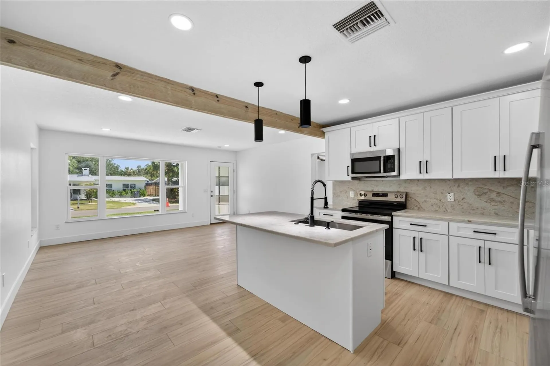 4810 Del Rio Way S Gulfport FL 33711