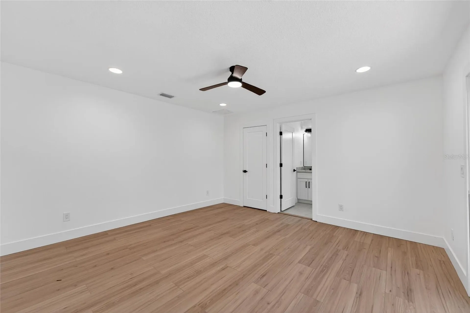 4810 Del Rio Way S Gulfport FL 33711