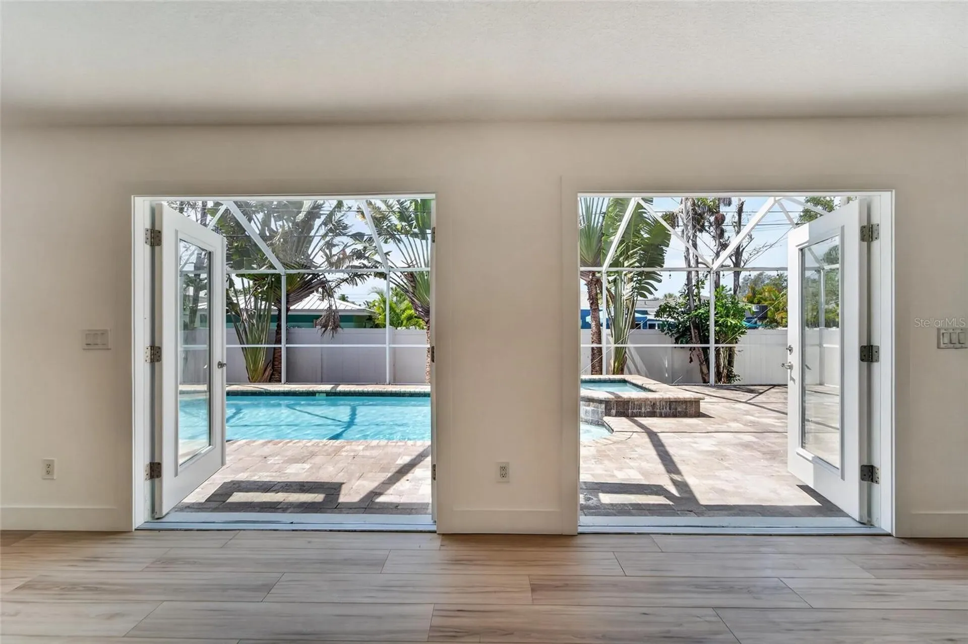 4810 Del Rio Way S Gulfport FL 33711