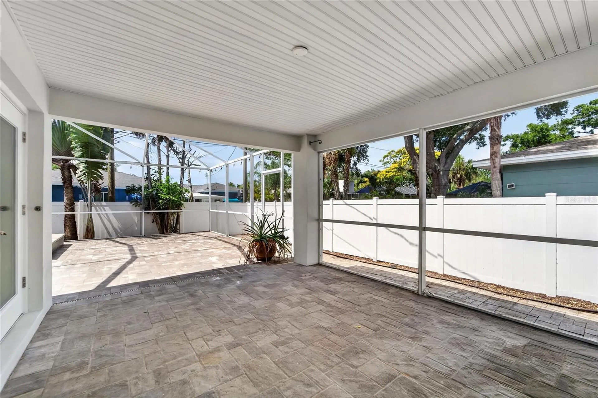 4810 Del Rio Way S Gulfport FL 33711