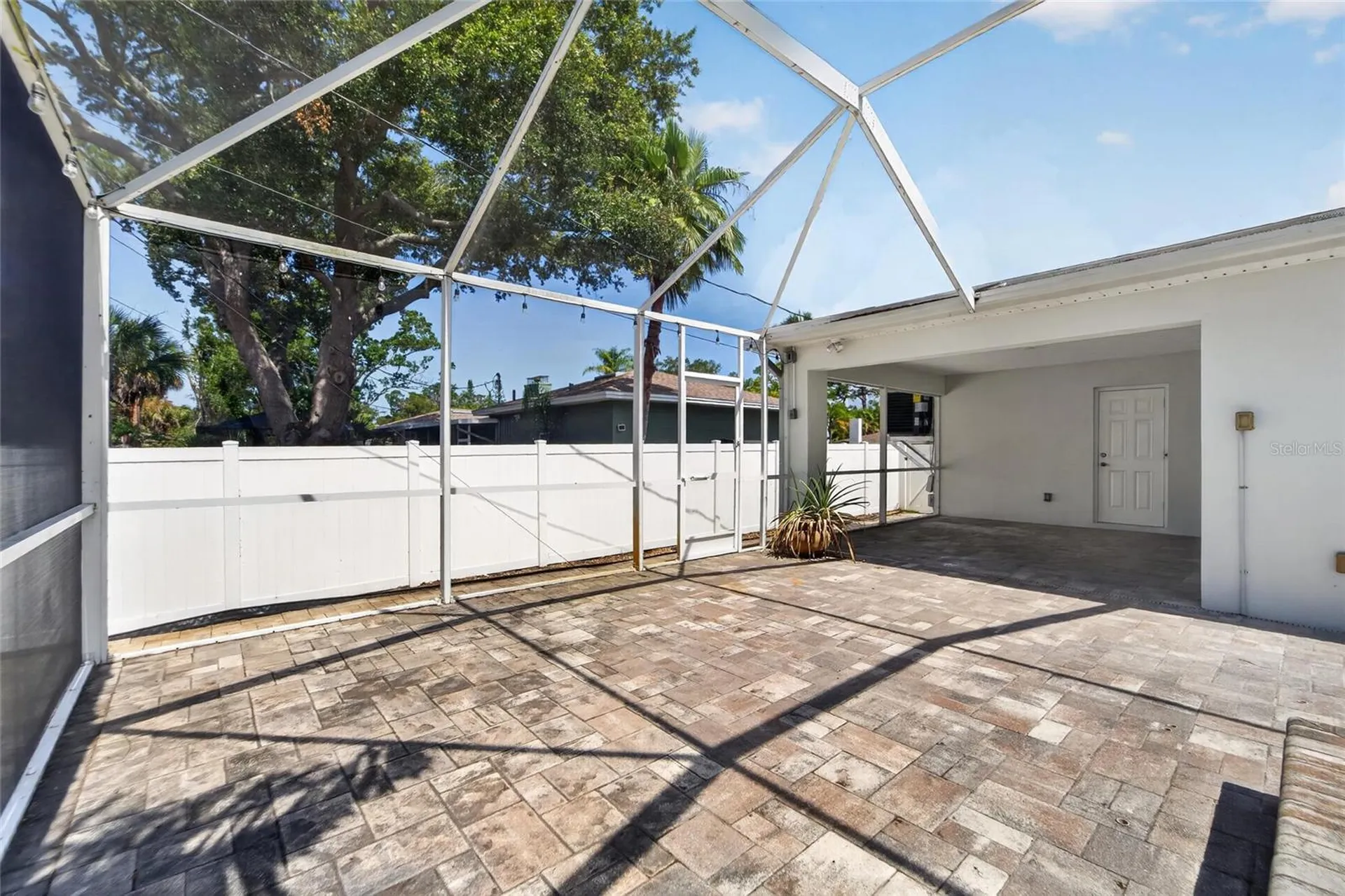 4810 Del Rio Way S Gulfport FL 33711