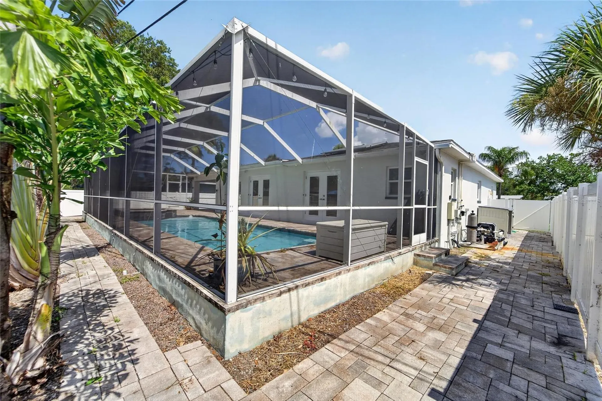 4810 Del Rio Way S Gulfport FL 33711