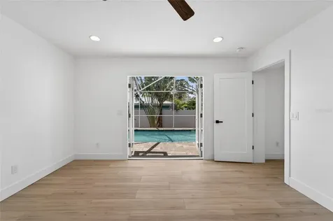 4810 Del Rio Way S Gulfport FL 33711