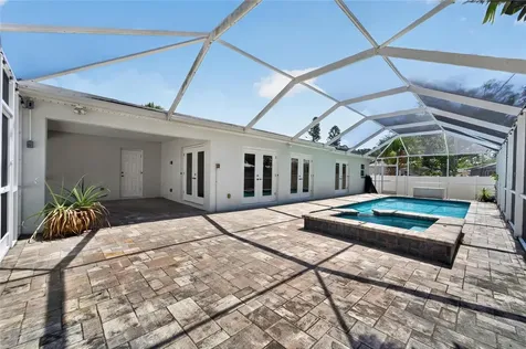 4810 Del Rio Way S Gulfport FL 33711
