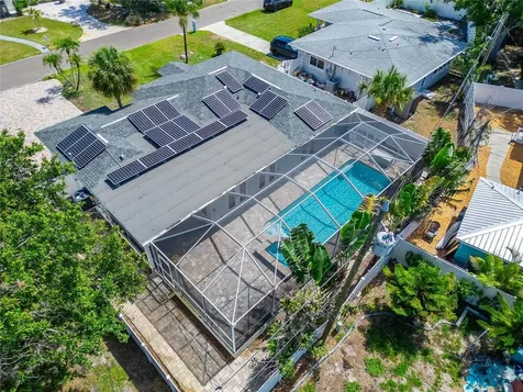 4810 Del Rio Way S Gulfport FL 33711