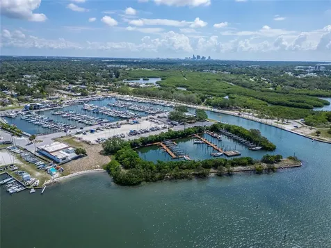 4810 Del Rio Way S Gulfport FL 33711