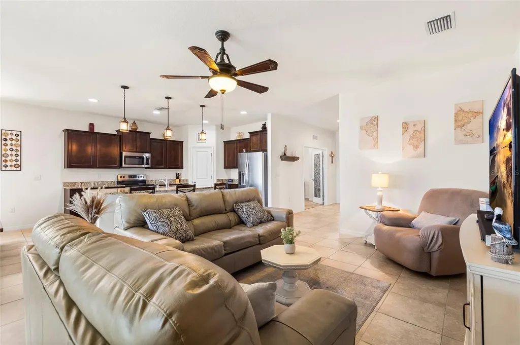 5025 Jackel Chase Drive Wimauma FL 33598