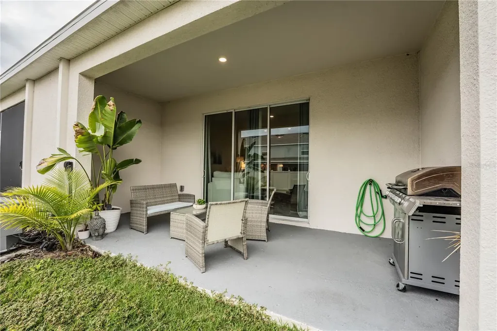 3551 Marigold Patch Court Plant City FL 33565