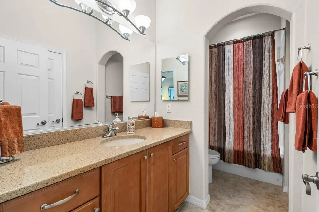 2128 Sifield Greens Way Sun City Center FL 33573