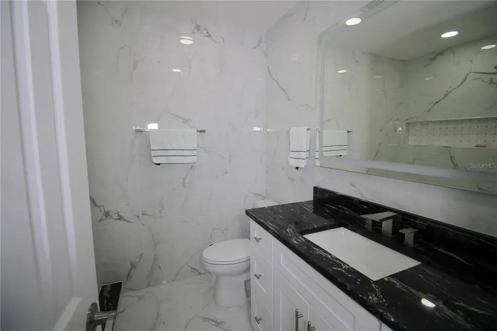 707 Innergary Place Valrico FL 33594