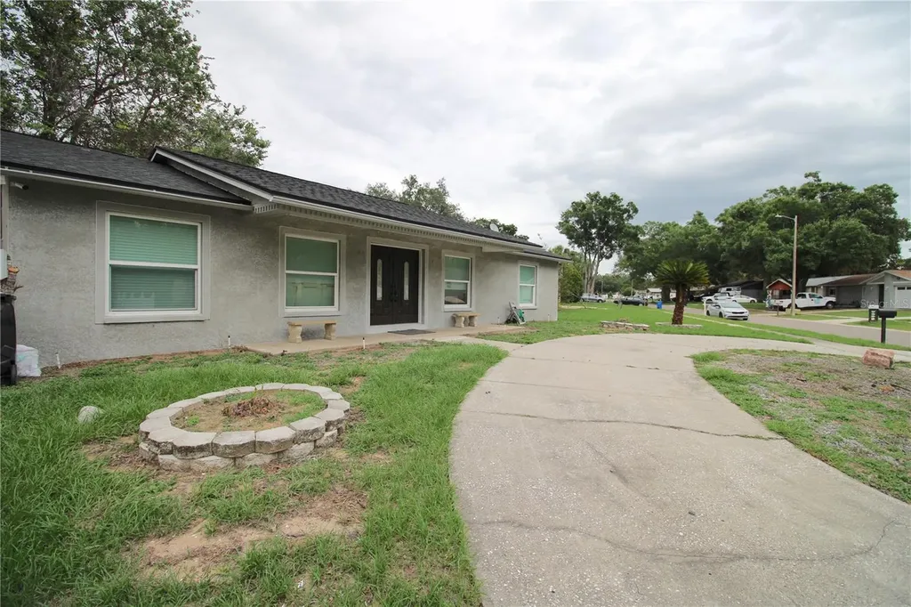 707 Innergary Place Valrico FL 33594