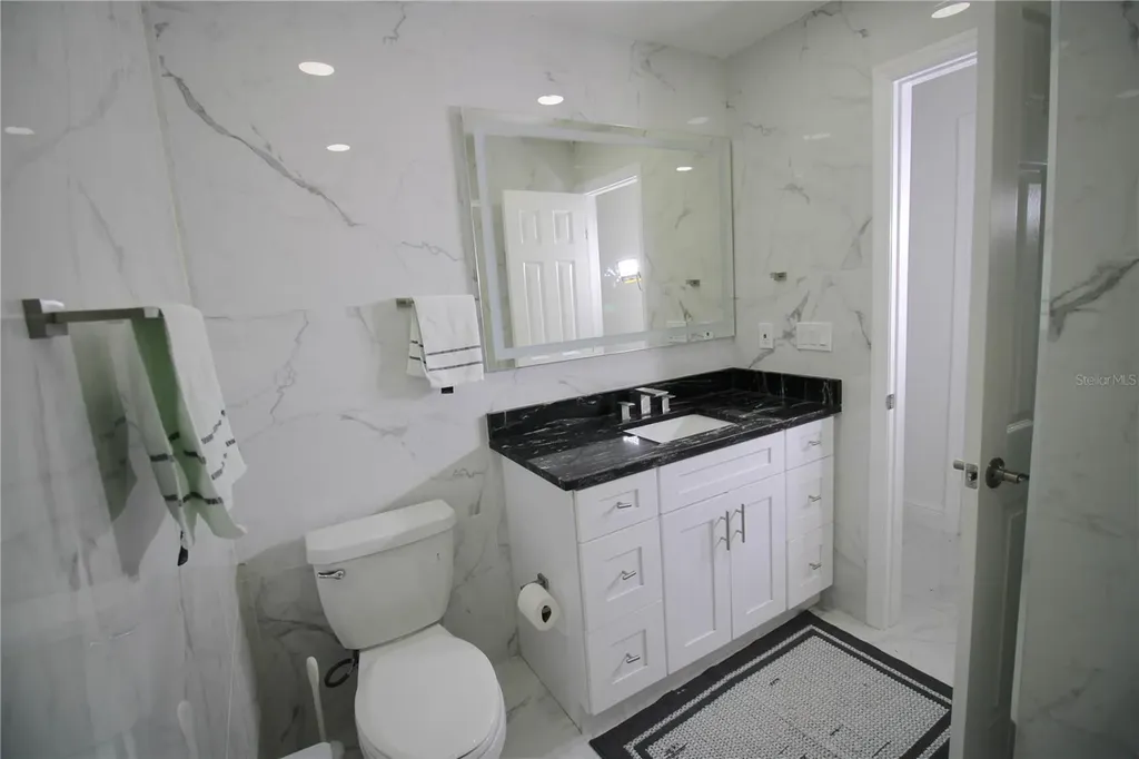 707 Innergary Place Valrico FL 33594