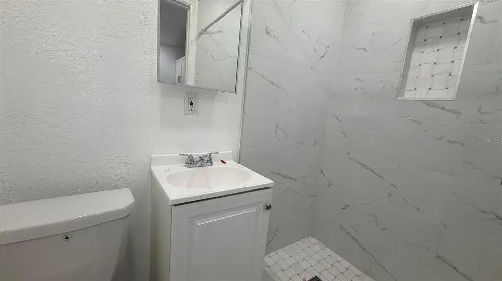 707 Innergary Place Valrico FL 33594