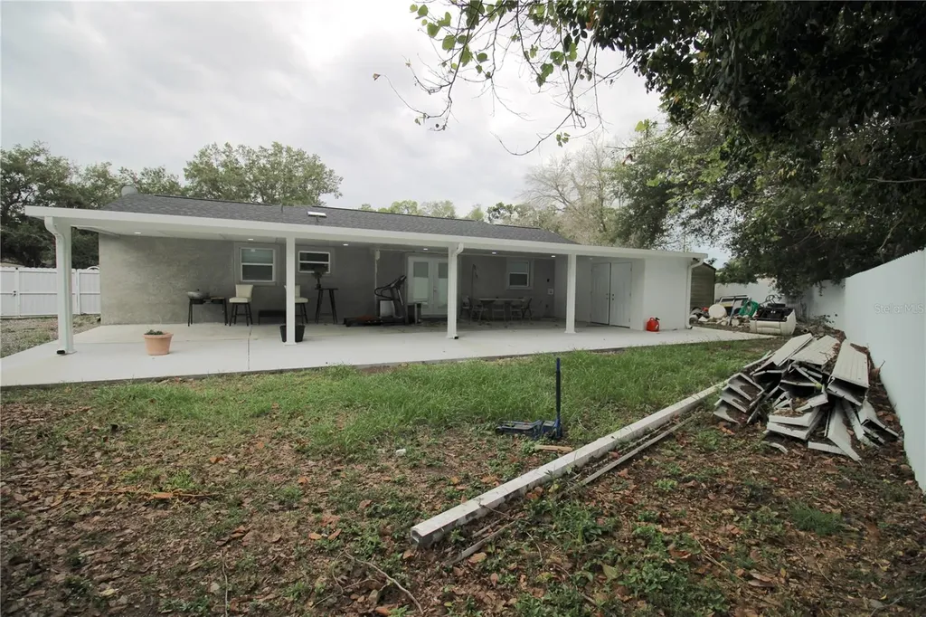 707 Innergary Place Valrico FL 33594
