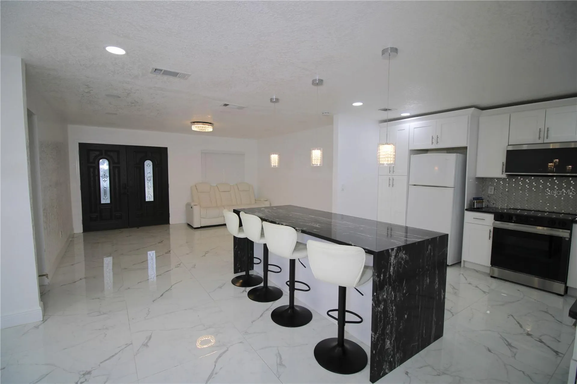 707 Innergary Place Valrico FL 33594